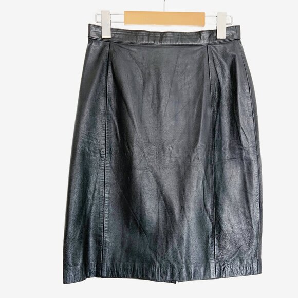 Vintage Black Leather Skirt / size 26 inch waist/ size Small - Picture 2 of 9